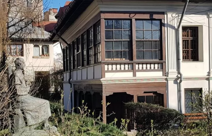 22-Descopera-Cartierul-Armenesc-–-Tur-ghidat-prin-Bucuresti---Fundația-Calea-Victoriei-