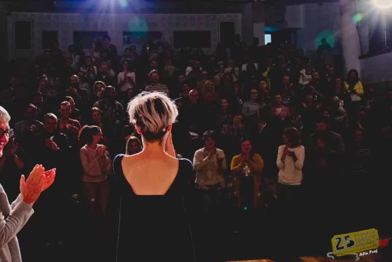 25 de ore de Teatru Non-Stop -1