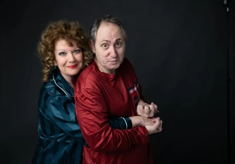 Comedia Iubito, dezbracă-te! | Zilele Teatrului Particular Brașov-1