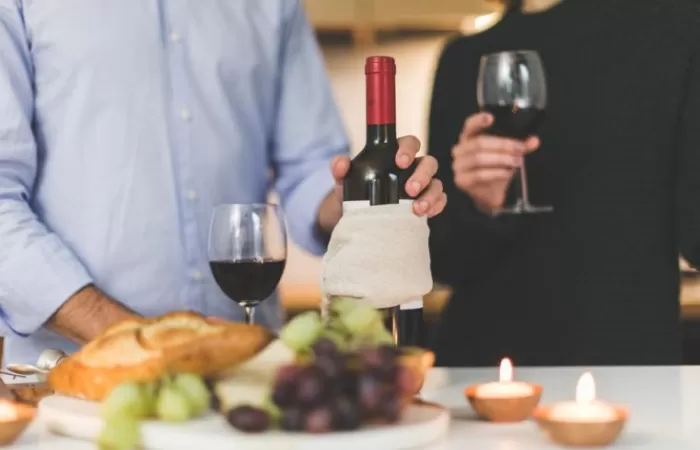 8-Cum-aleg-un-vin-buns-Curs-si-degustare---Fundația-Calea-Victoriei-