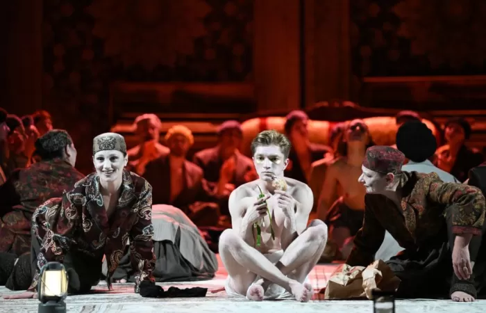 7-Neasemuita-poveste-a-lui-Abul-Hossein-Yemenitul-și-a-fugii-lui-in-pustie--dupa-1001-de-nopți--