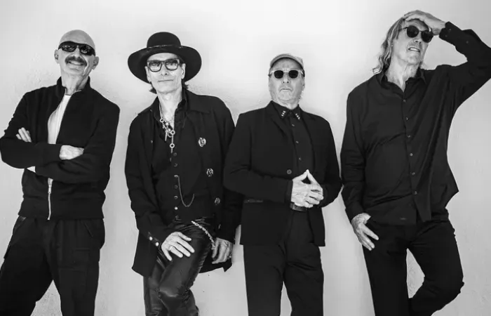 13-Pachete-Meet-and-Greet---BEAT---Danny-Carey--Tool---Steve-Vai--Adrian-Belew--Tony-Levin--King-Crimson-