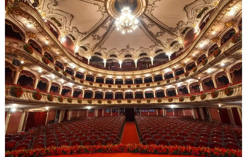 Olandezul Zburător -1