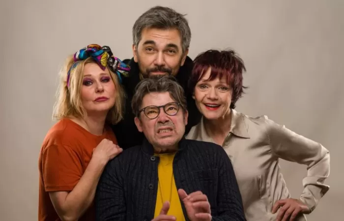 4-Despre-dragoste--cu-ura--Andreas-Petrescu--