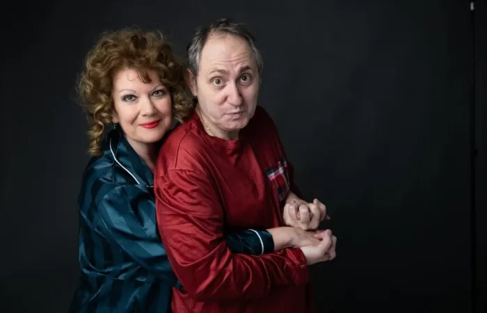 1-Comedia-Iubito--dezbraca-te----Zilele-Teatrului-Particular-Brașov