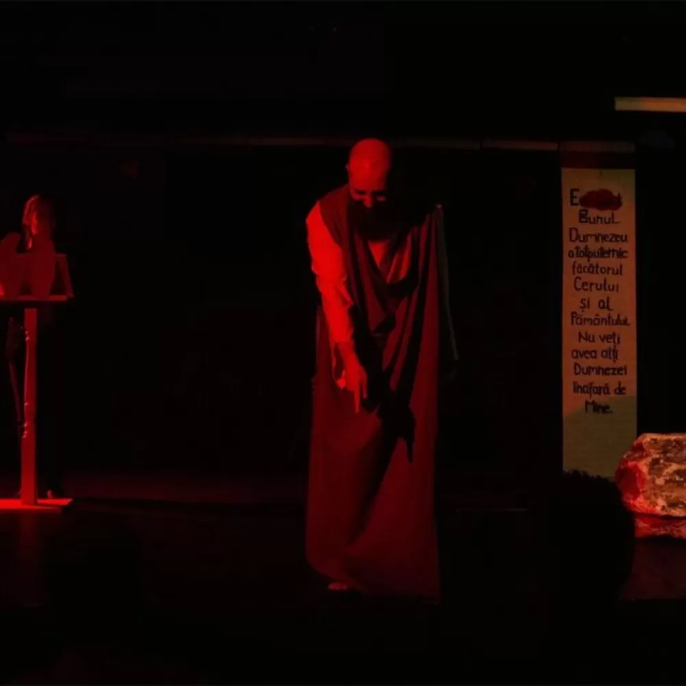 Într-o lume în care arta și cultura sunt adesea...