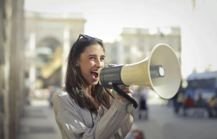 16-Scoala-de-vara--Vorbire-in-public-pentru-adolescenti---Fundația-Calea-Victoriei-