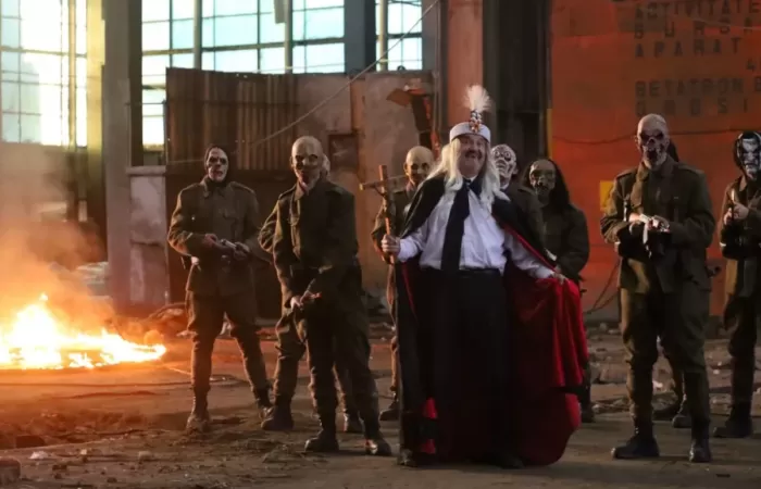 1-DRACULA--noul-film-in-regia-lui-Radu-Jude-premiat-la-Locarno-2025--incheie-luna-octombrie-la-ESTE-Filmul-de-Miercuri-