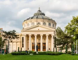 În următoarele rânduri, vă invit să pornim împreună într-o...