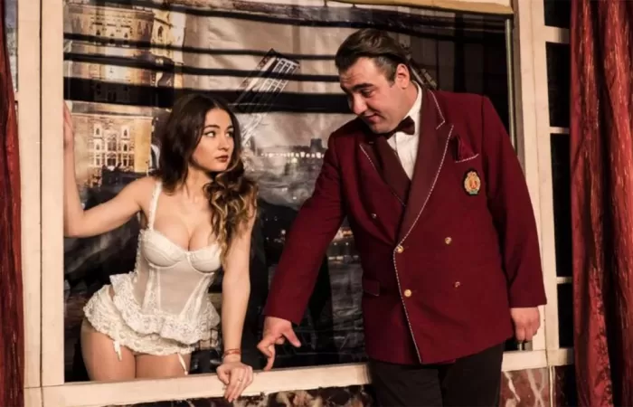 17-Incurcatura-la-nivel-inalt--Ray-Cooney--