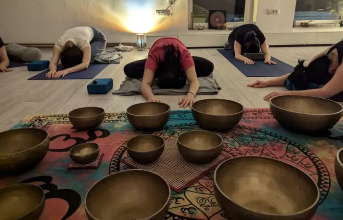 11-Yin-Yoga cu-Boluri-Tibetane