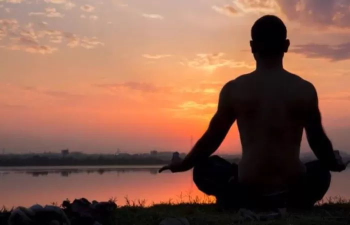 24-Vibrant-Morning-Yoga-