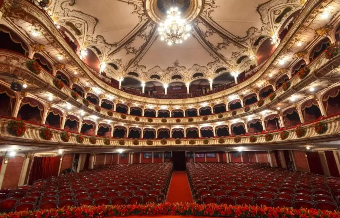 15-Madama-Butterfly-