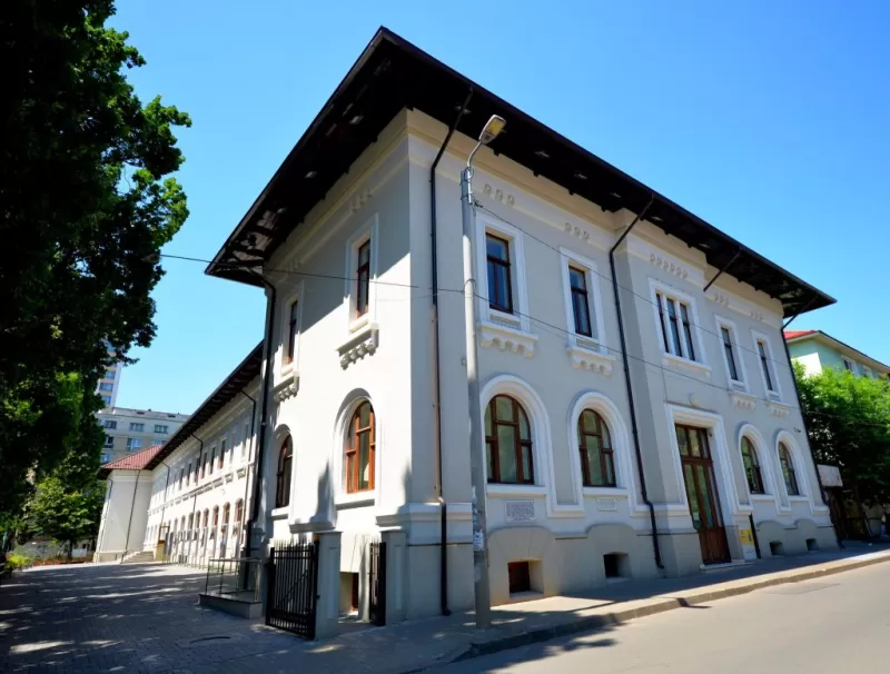 Țara de dincolo de negură – expoziție dedicată lui Mihail Sadoveanu -1